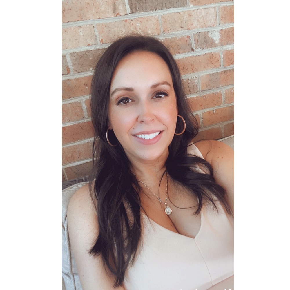 Meet your Posher, Jennifer